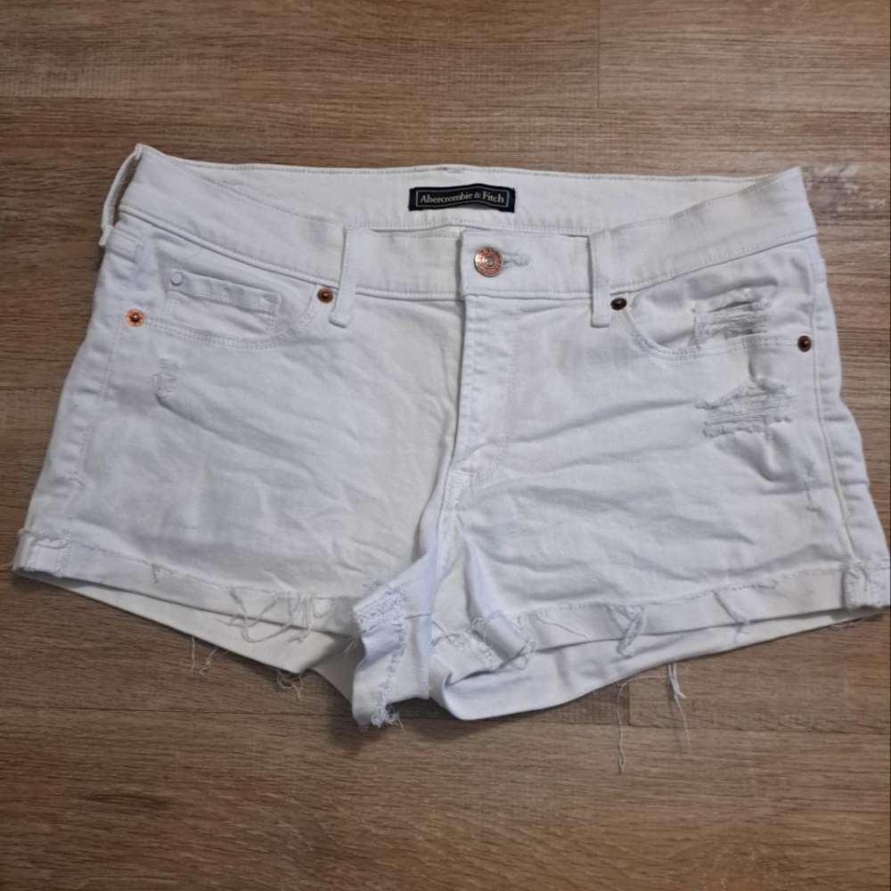 Abercrombie & Fitch White Distressed Graphic Denim Painted On Shorts size 27
